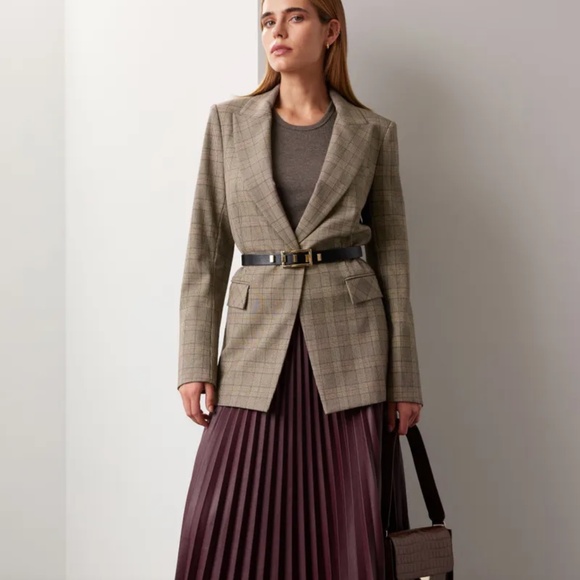 Veronica Beard Jackets & Blazers - Veronica Beard Long and Lean Dickey Jacket